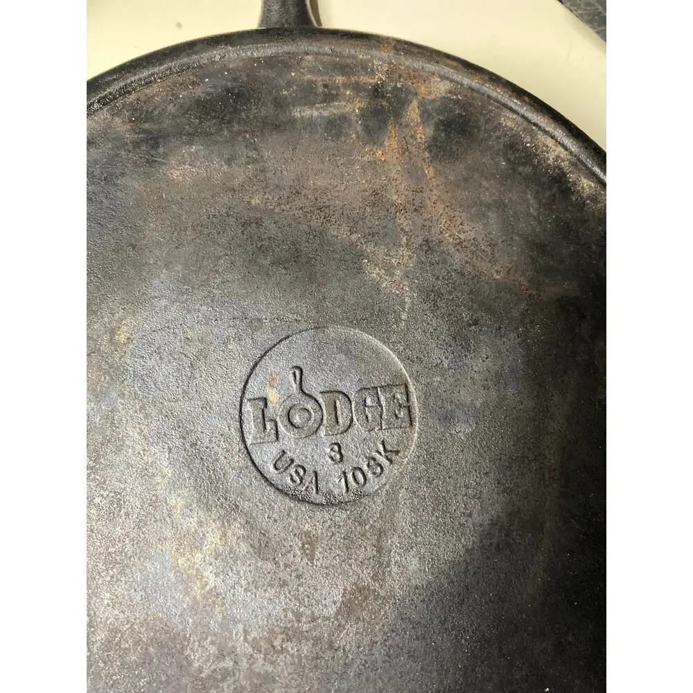 Vintage Lodge 10sk 3 Cast Iron Skillet